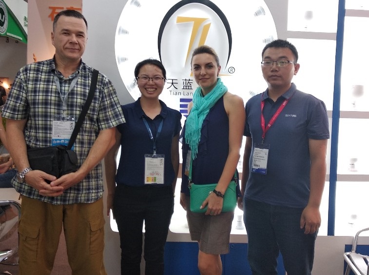 Jacky and Nicole Receive Customers at the Guangzhou Exhibition