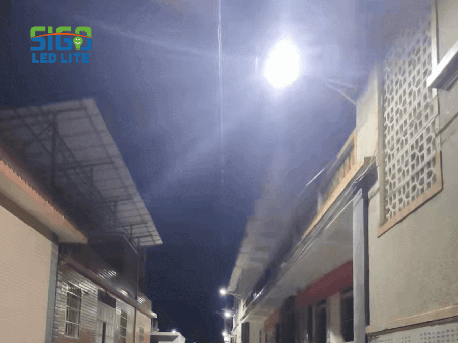 Reconstruction of lights on cement street light poles